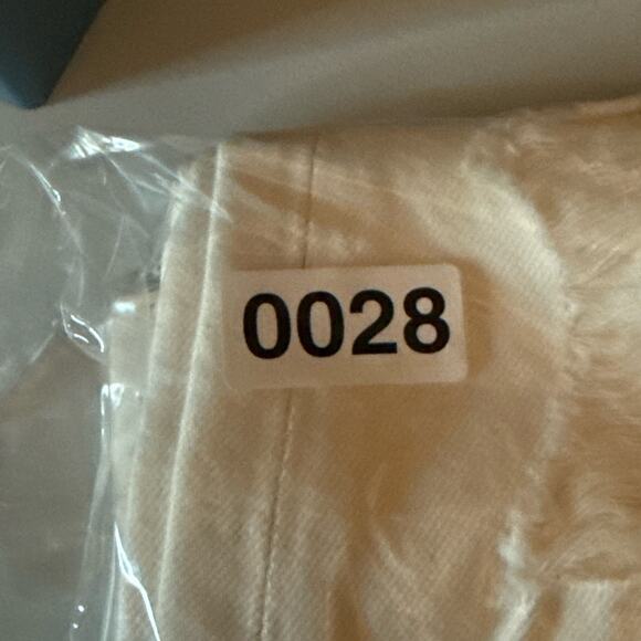 Frame Denim High Rise Straight Fit Distressed Jeans Off-White Rips Le Original - Picture 13 of 13